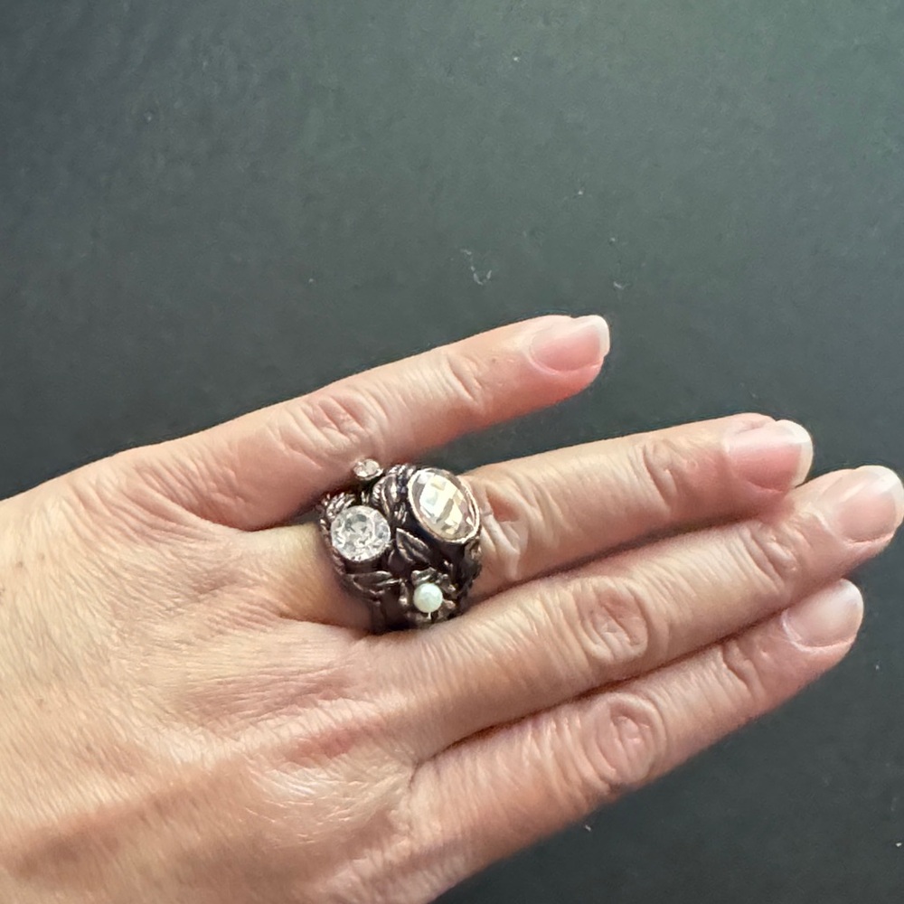 Antique-Style Silver Statement Ring with Clear and Pearl Accents